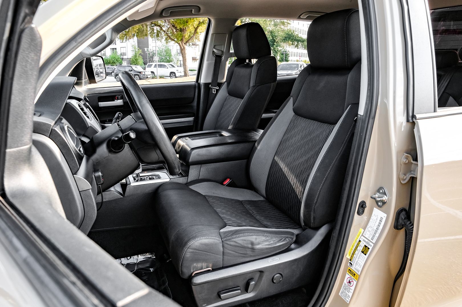 Photo 31 of this Toyota Tundra 4WD