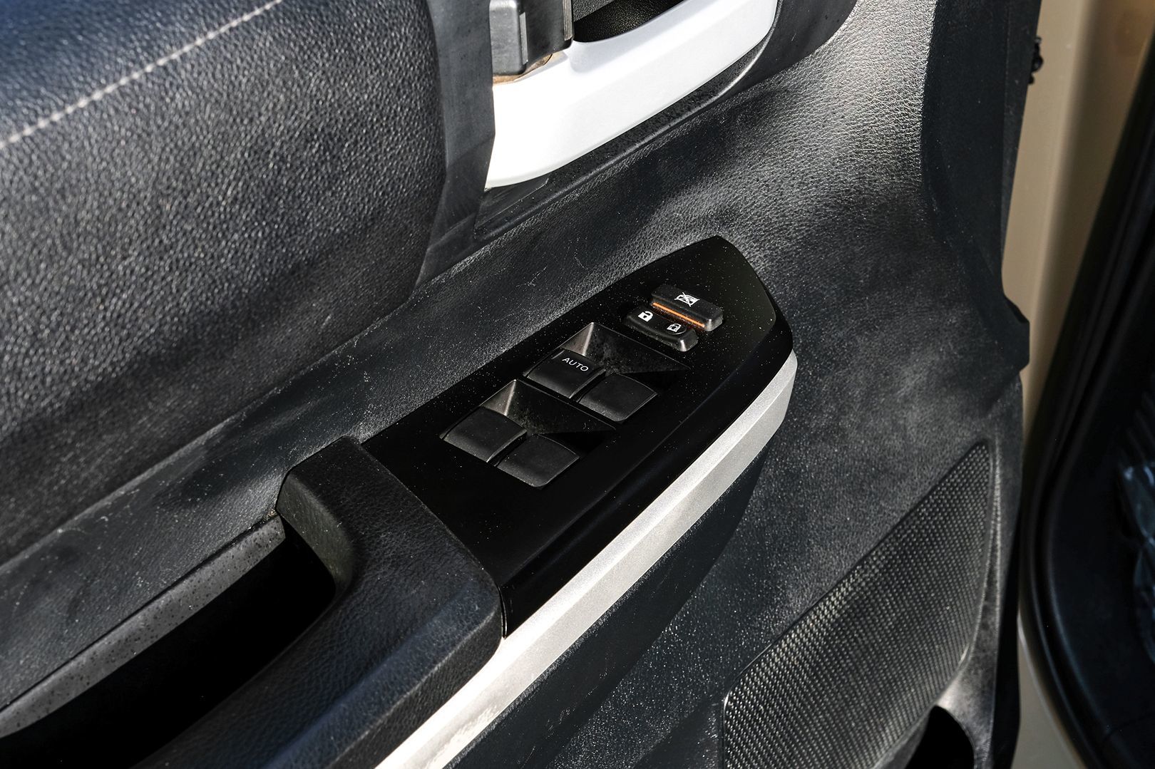 Photo 42 of this Toyota Tundra 4WD