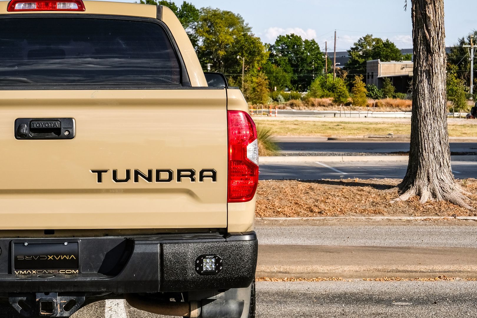 Photo 47 of this Toyota Tundra 4WD