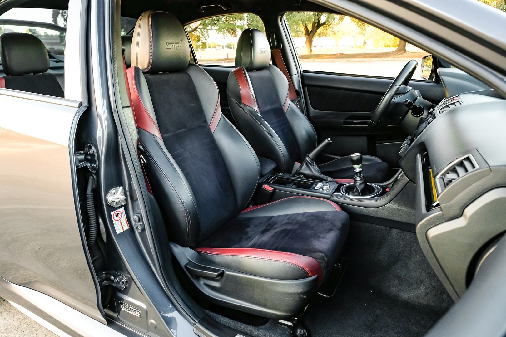 Photo 36 of this Subaru WRX