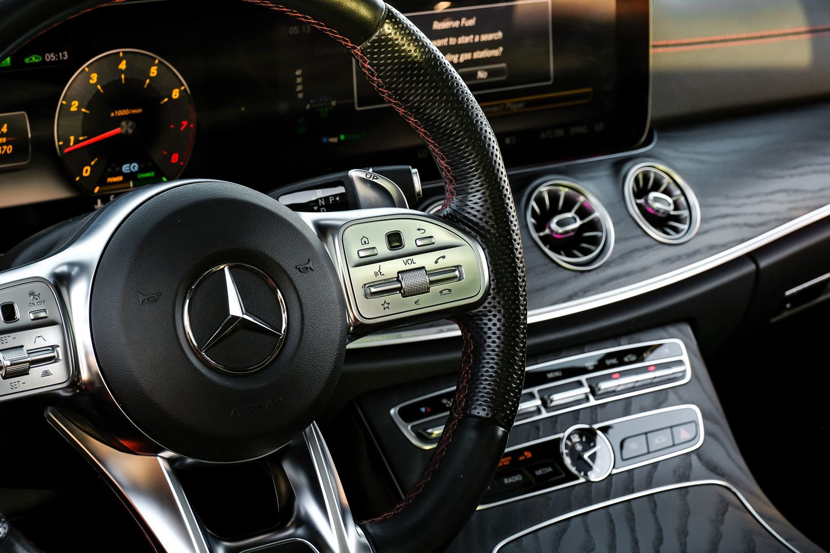 Photo 14 of this Mercedes-Benz AMG E 53