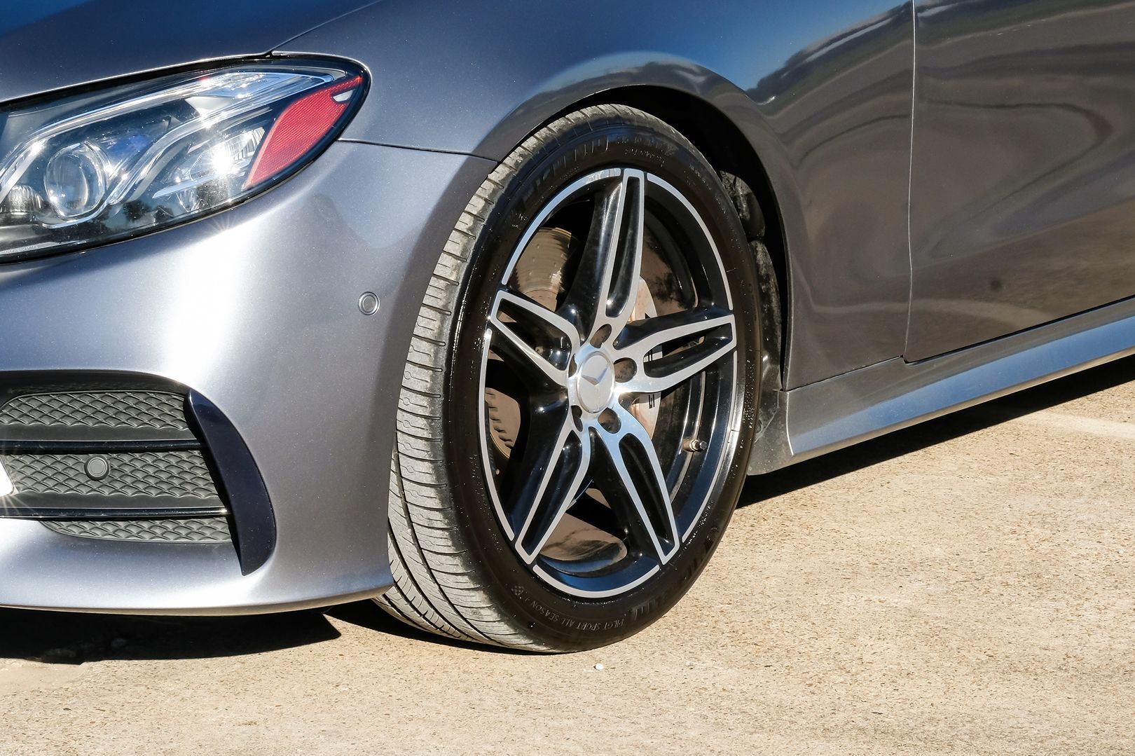 Photo 57 of this Mercedes-Benz AMG E 53