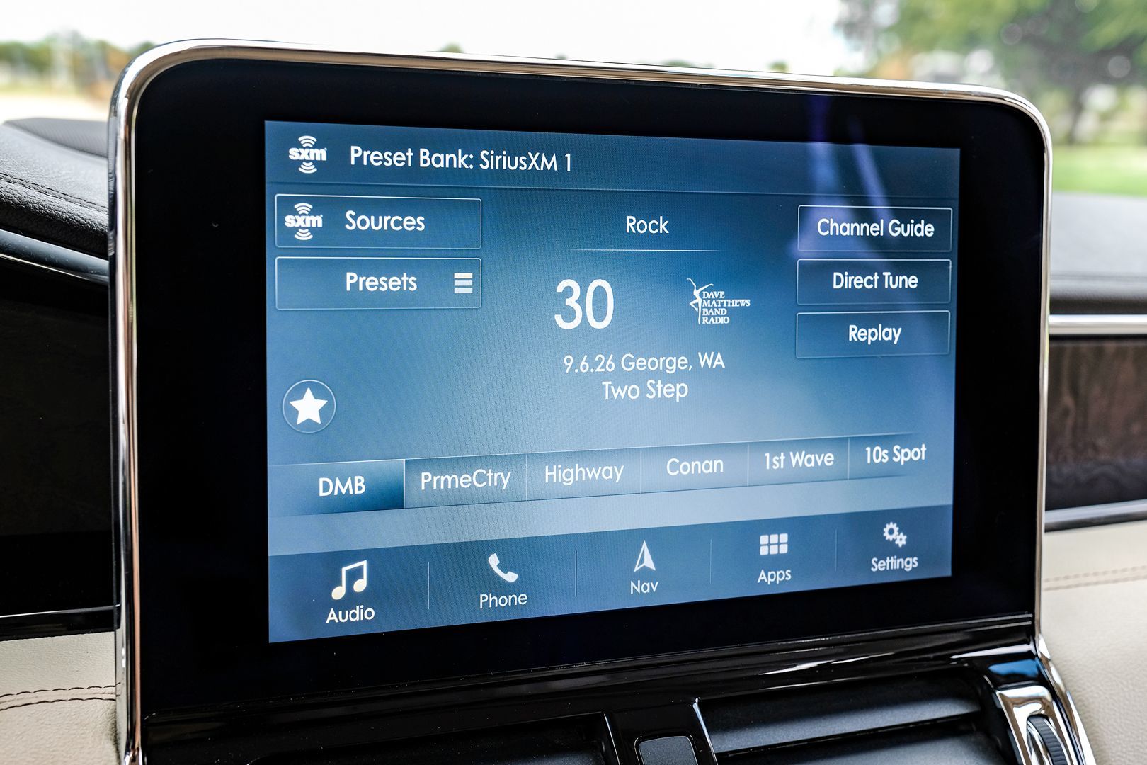 Photo 39 of this Lincoln Navigator