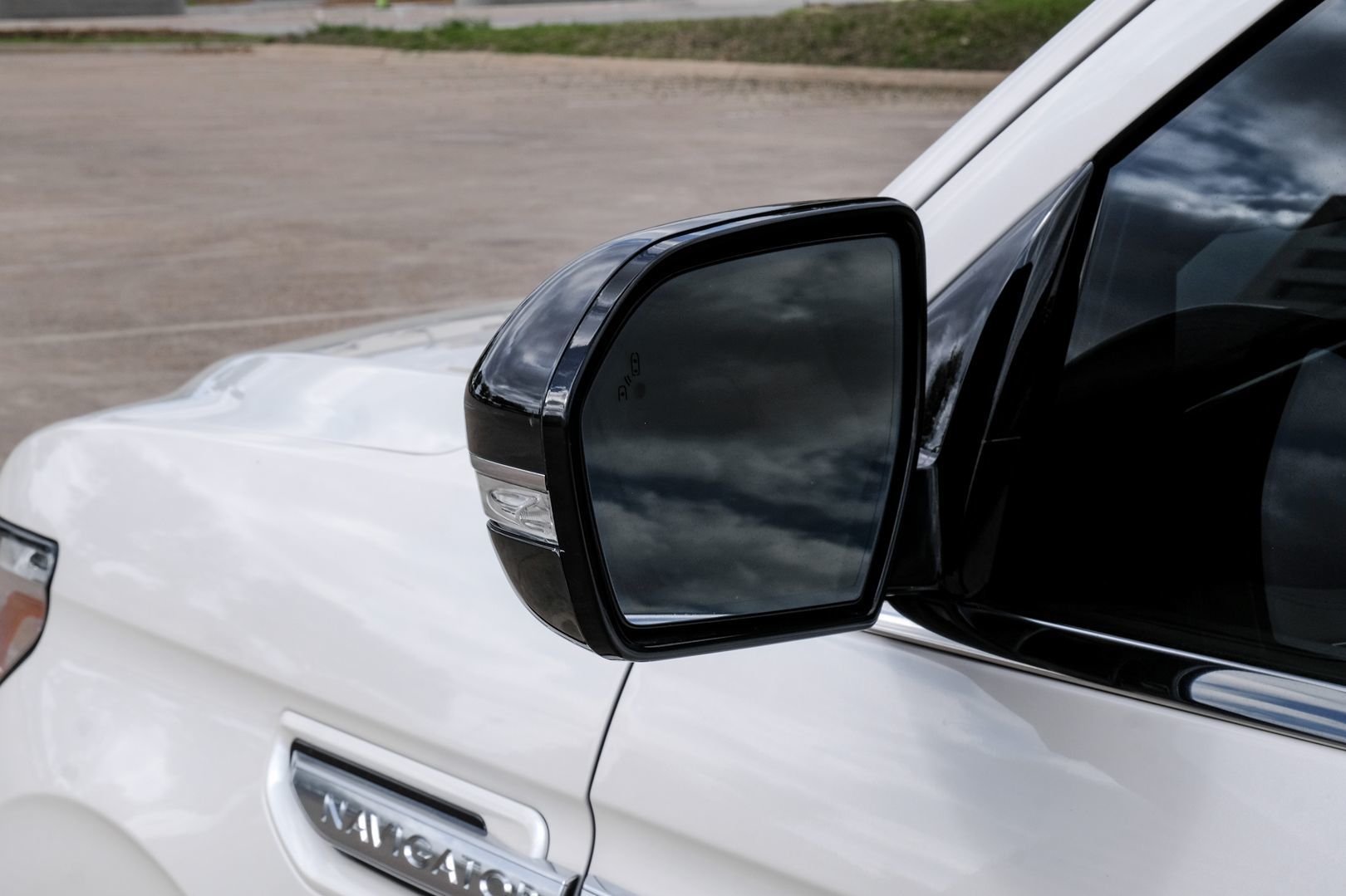 Photo 59 of this Lincoln Navigator