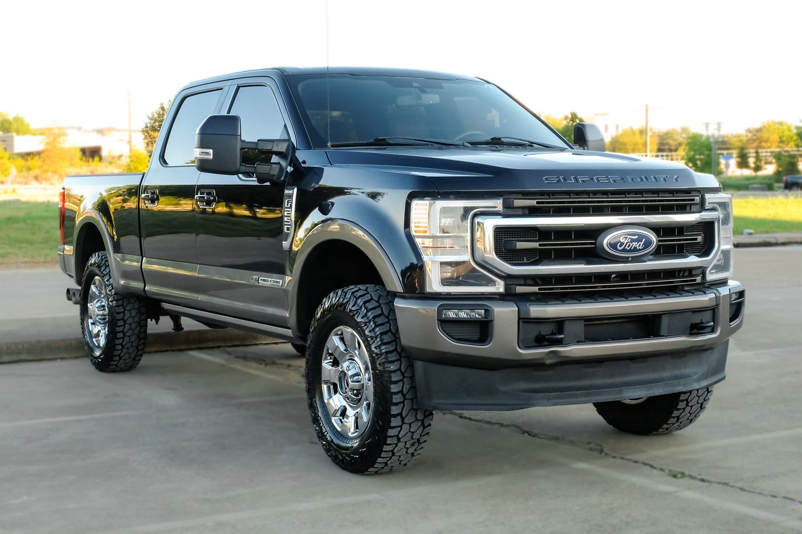 Photo 8 of this Ford Super Duty F-250 SRW