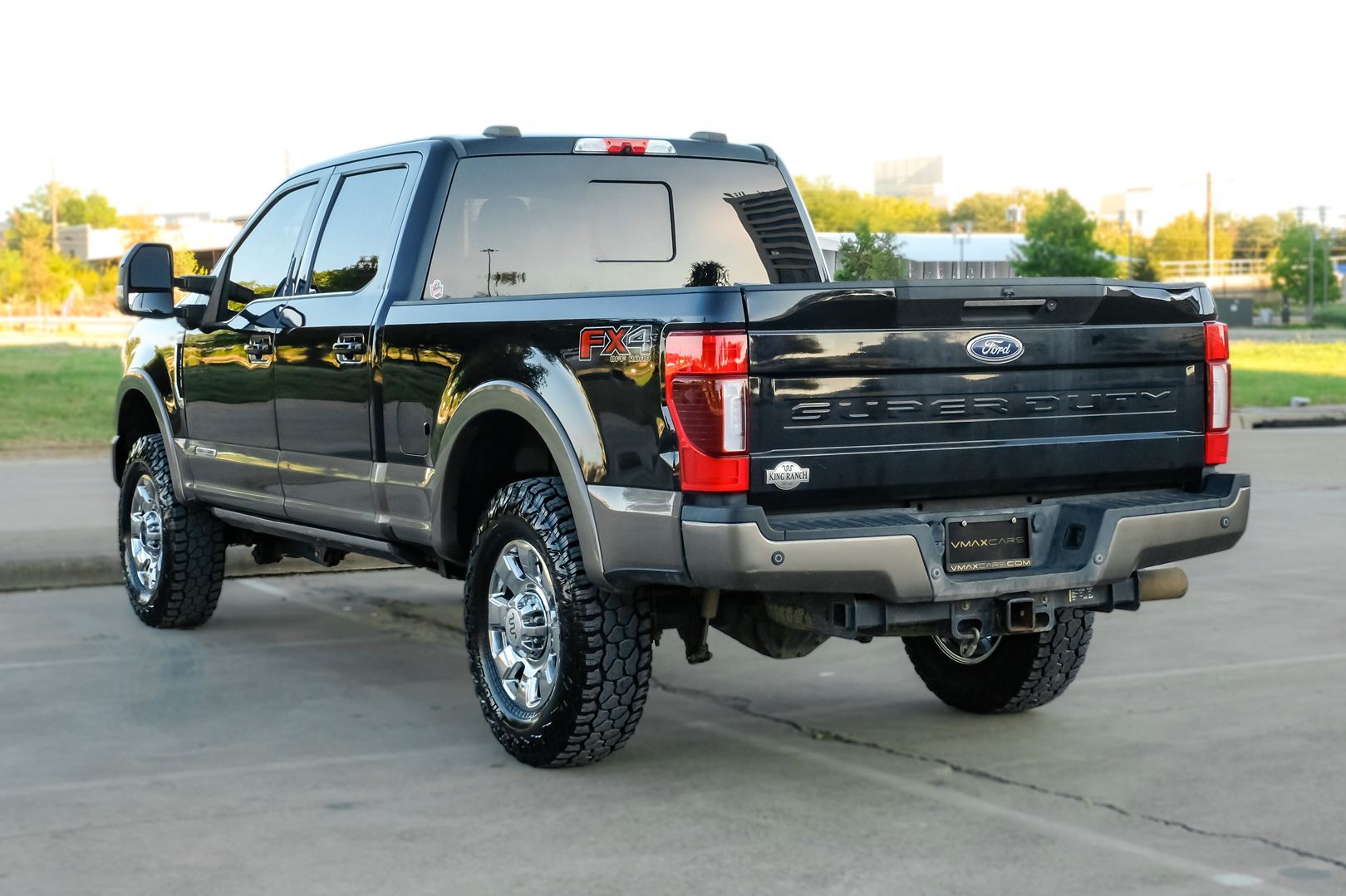 Photo 11 of this Ford Super Duty F-250 SRW