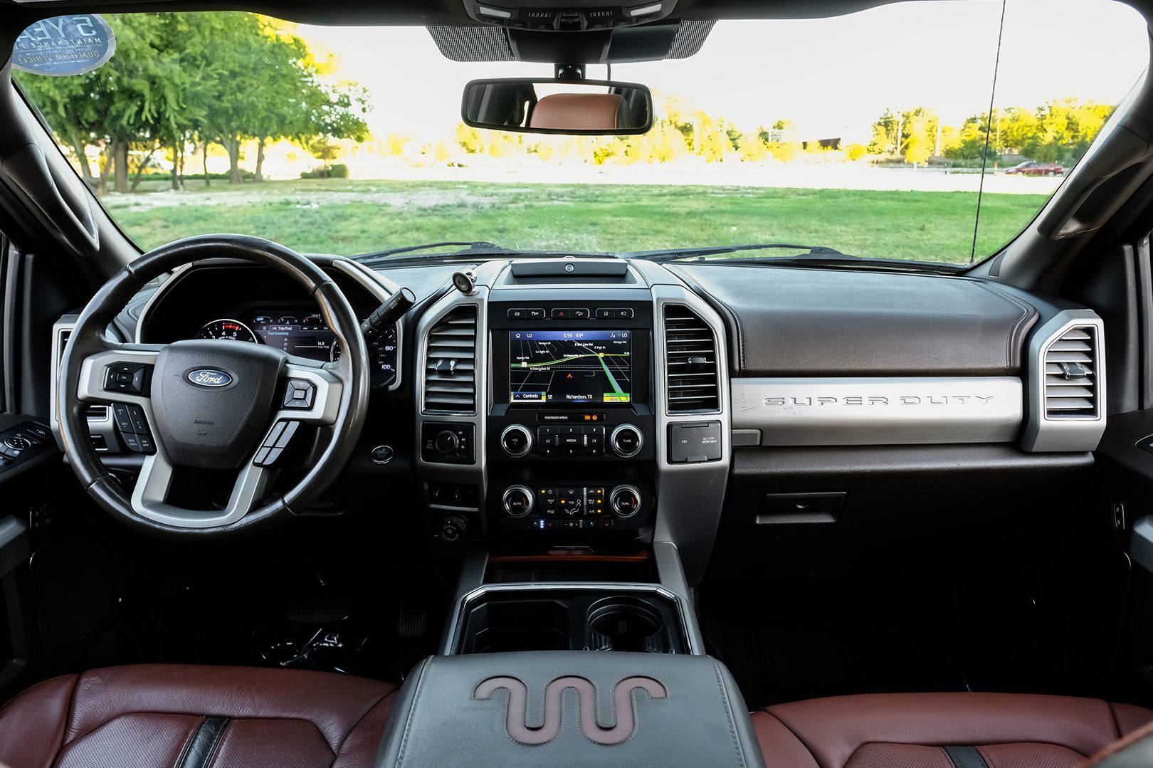 Photo 14 of this Ford Super Duty F-250 SRW