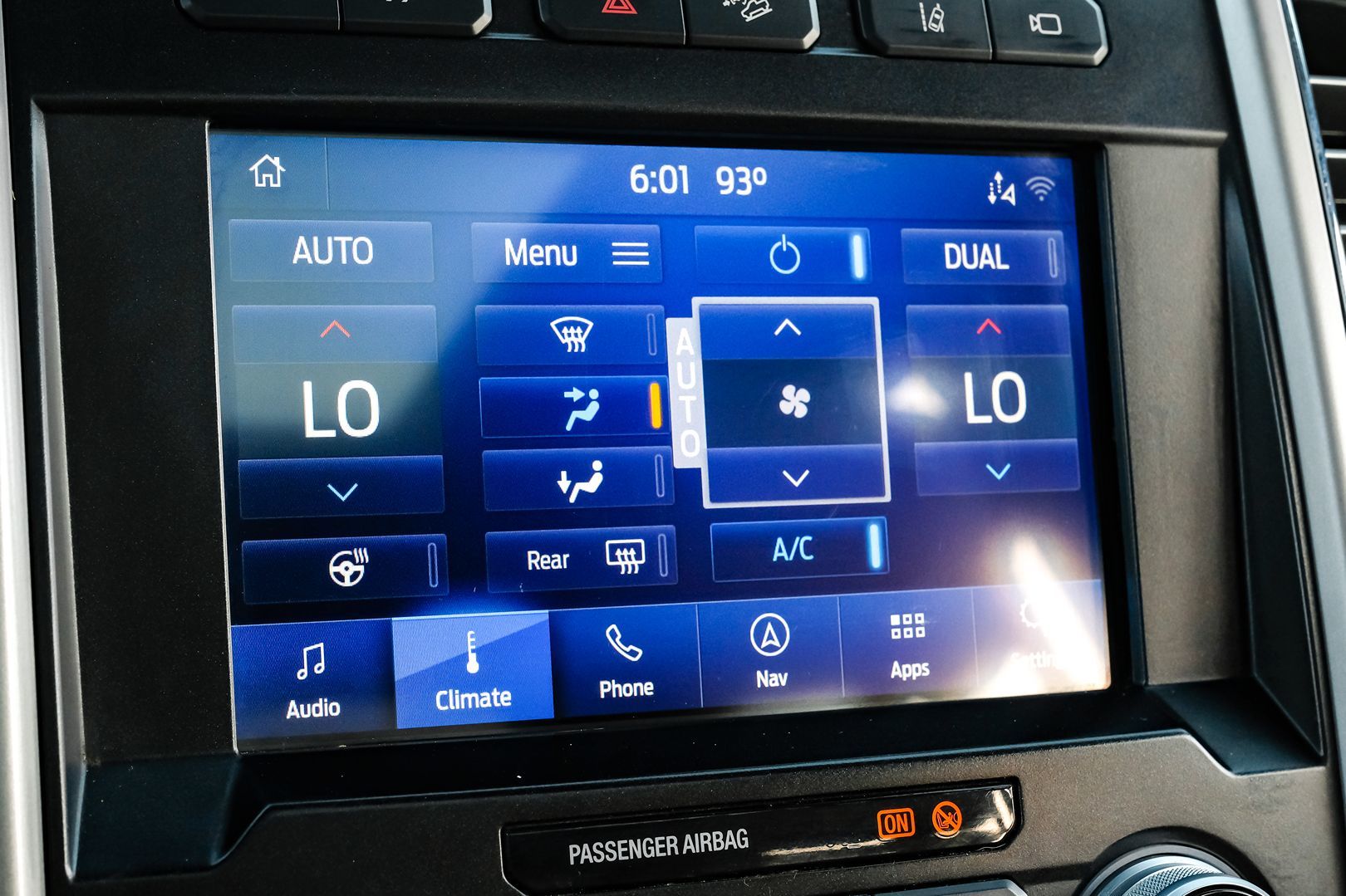 Photo 29 of this Ford Super Duty F-250 SRW