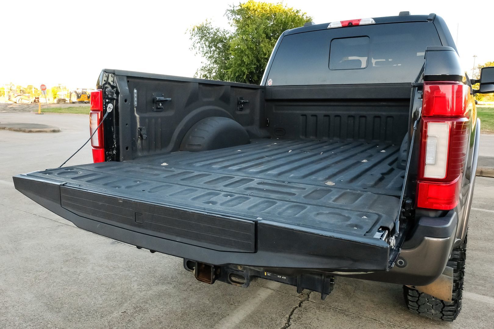 Photo 62 of this Ford Super Duty F-250 SRW