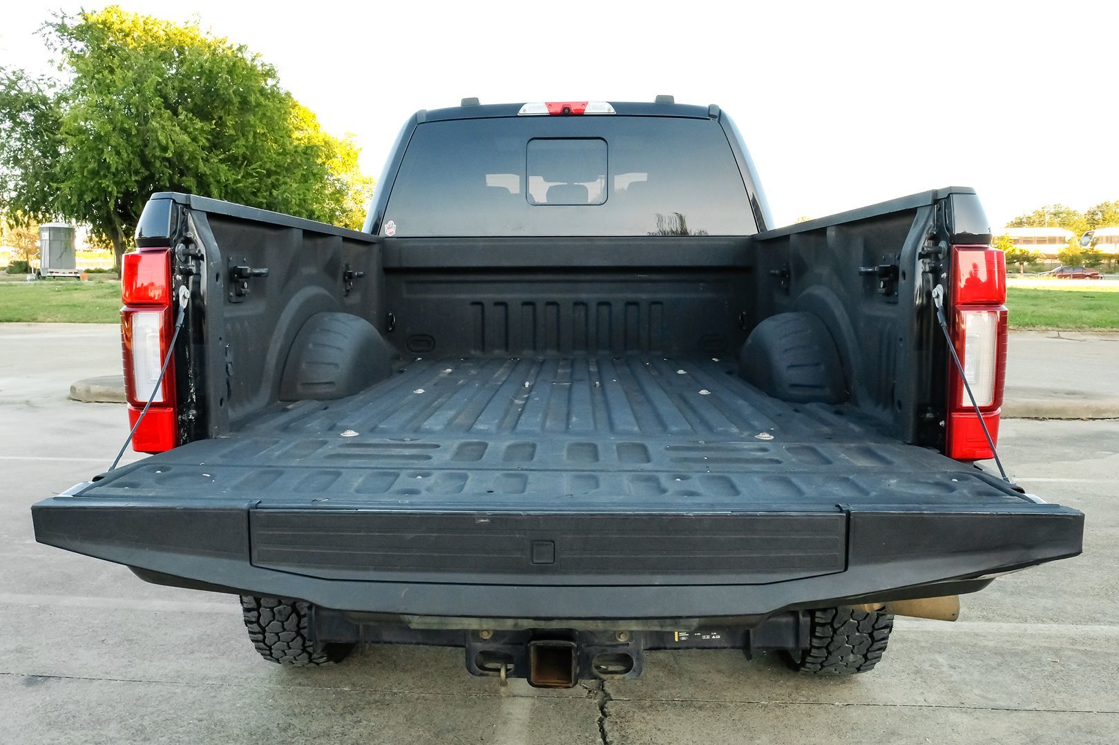 Photo 63 of this Ford Super Duty F-250 SRW