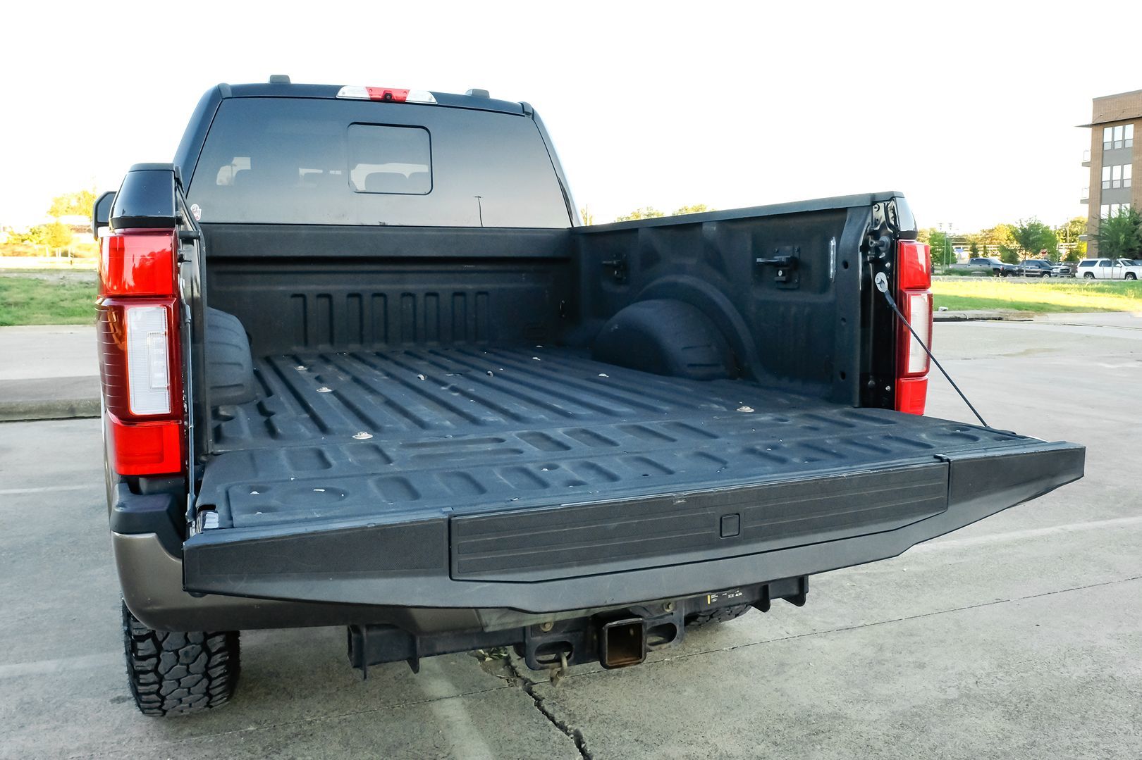 Photo 64 of this Ford Super Duty F-250 SRW