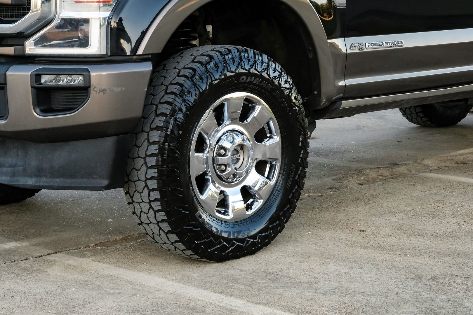 Photo 67 of this Ford Super Duty F-250 SRW