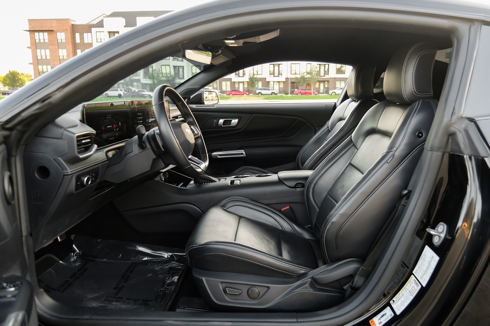 Photo 5 of this Ford Mustang