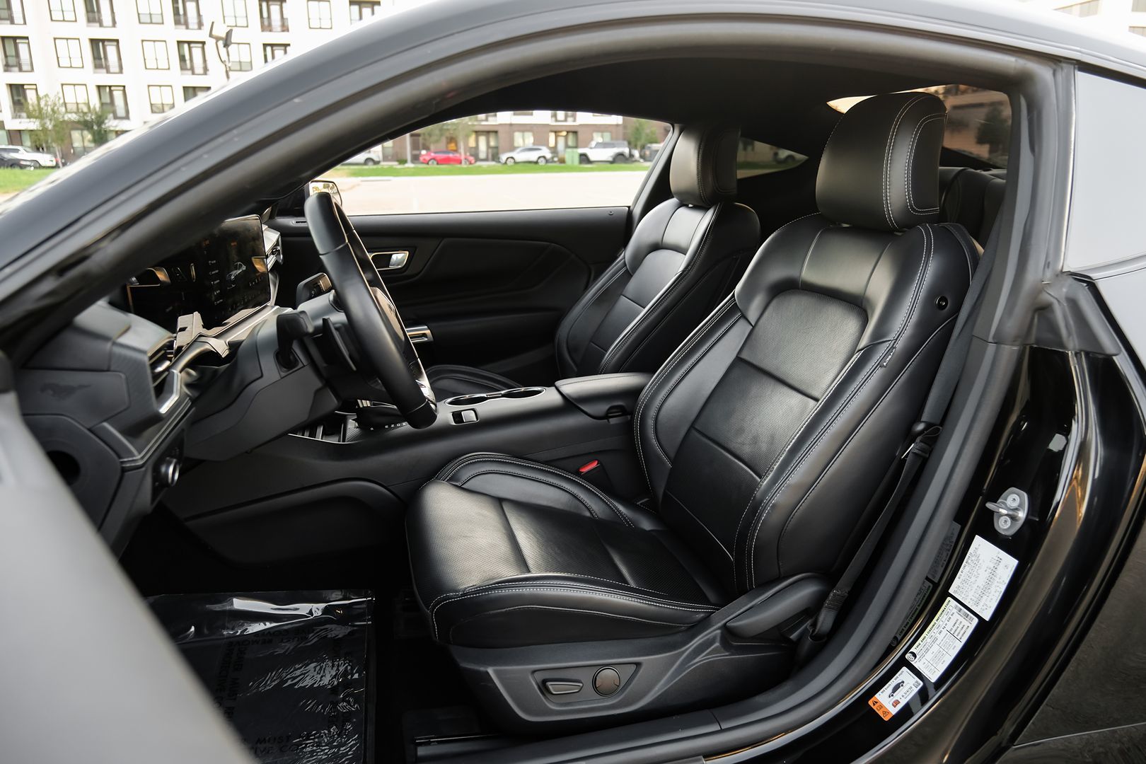 Photo 40 of this Ford Mustang