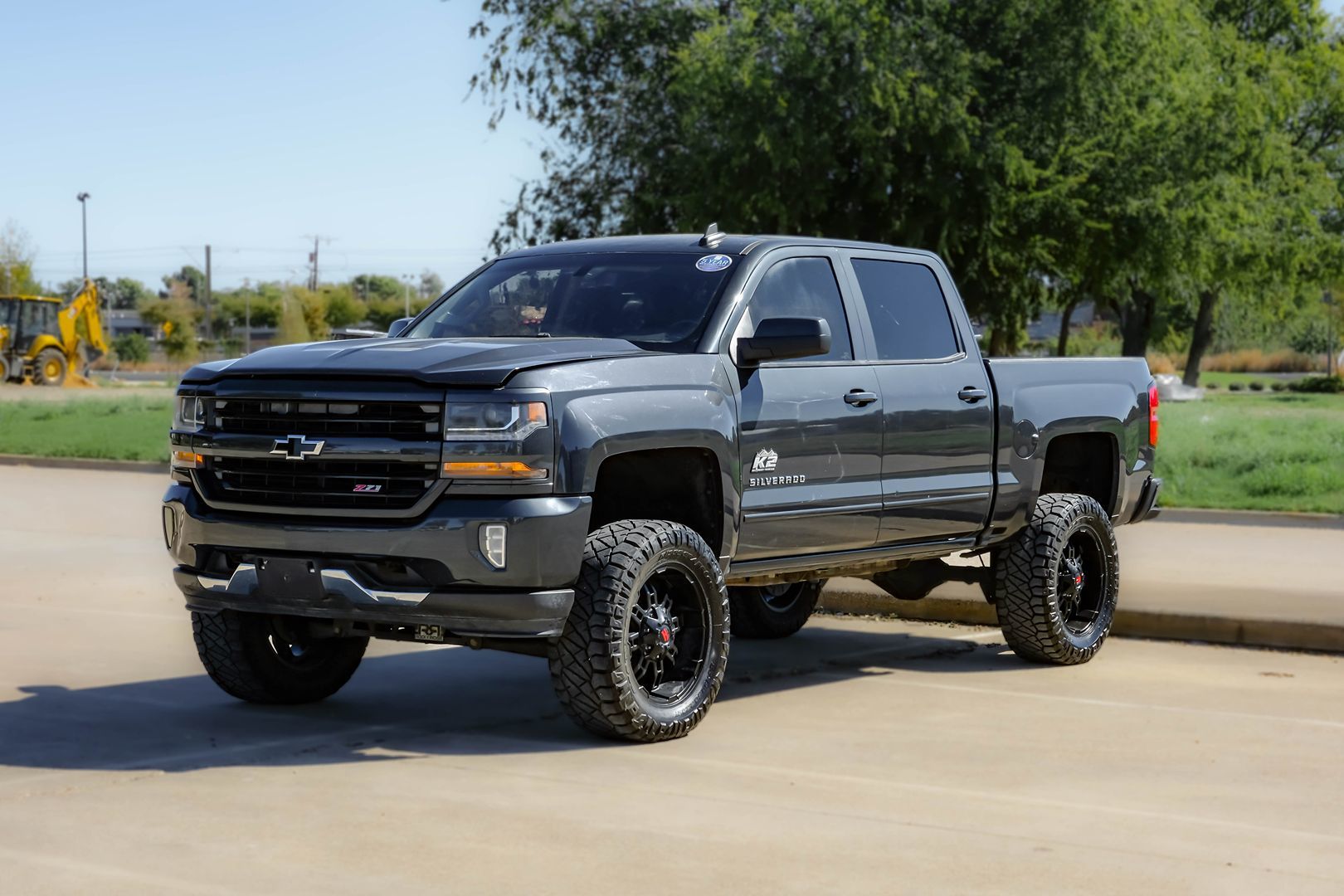 Photo 3 of this Chevrolet Silverado 1500
