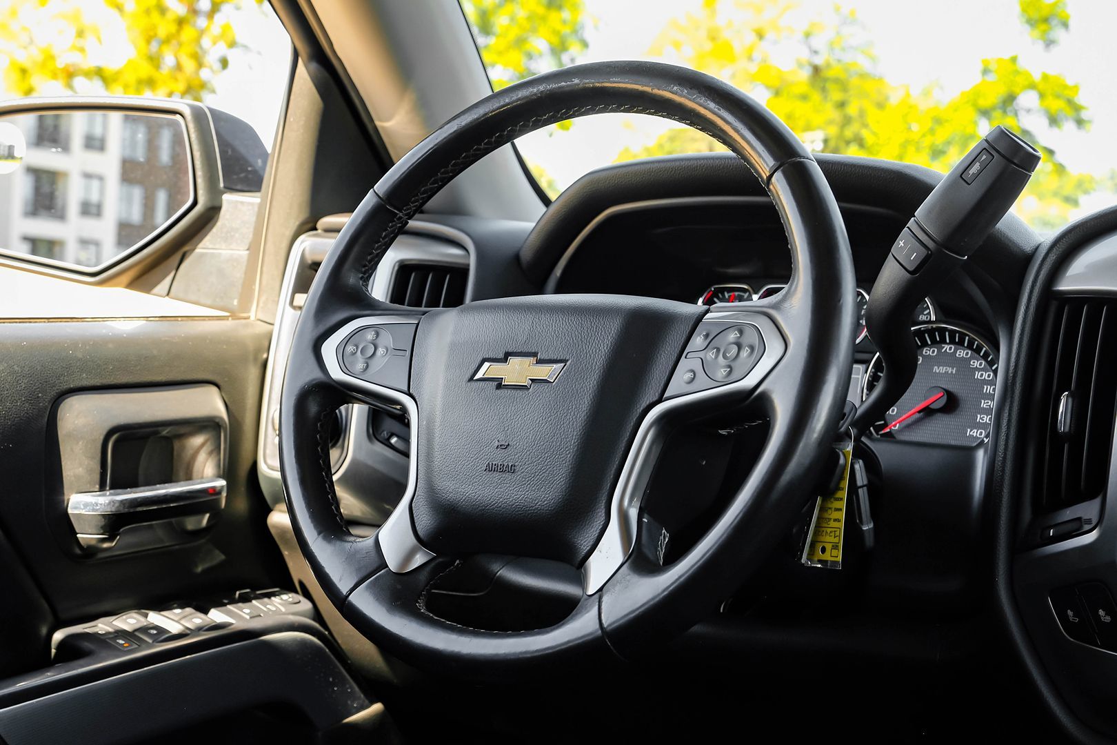 Photo 15 of this Chevrolet Silverado 1500