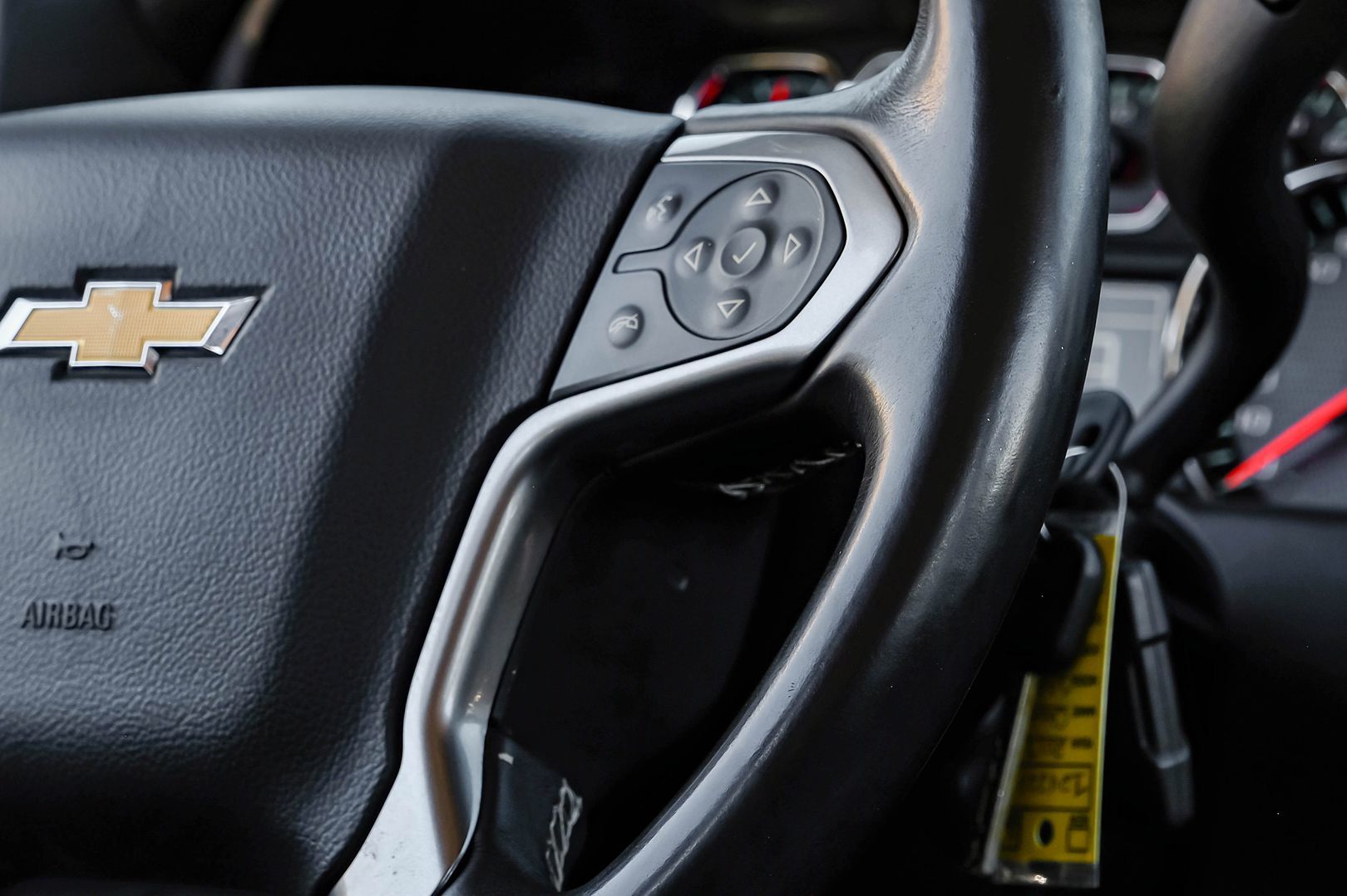 Photo 18 of this Chevrolet Silverado 1500