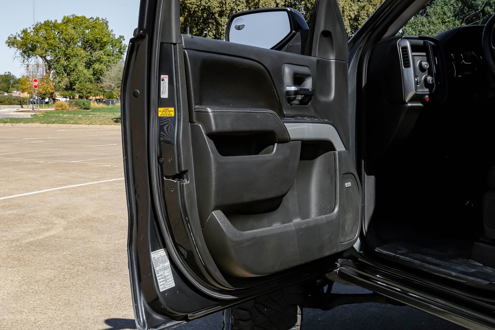 Photo 44 of this Chevrolet Silverado 1500