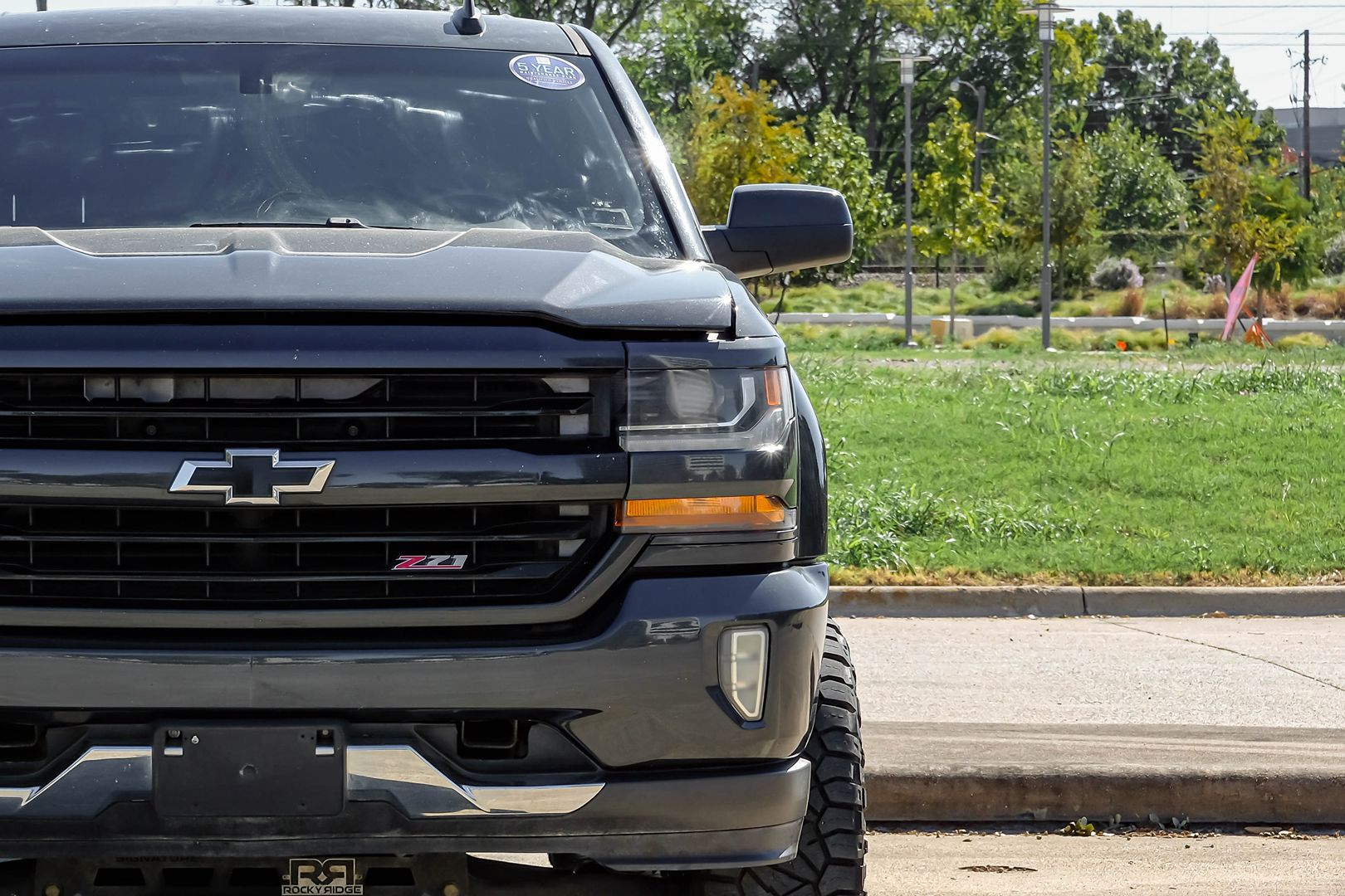 Photo 49 of this Chevrolet Silverado 1500