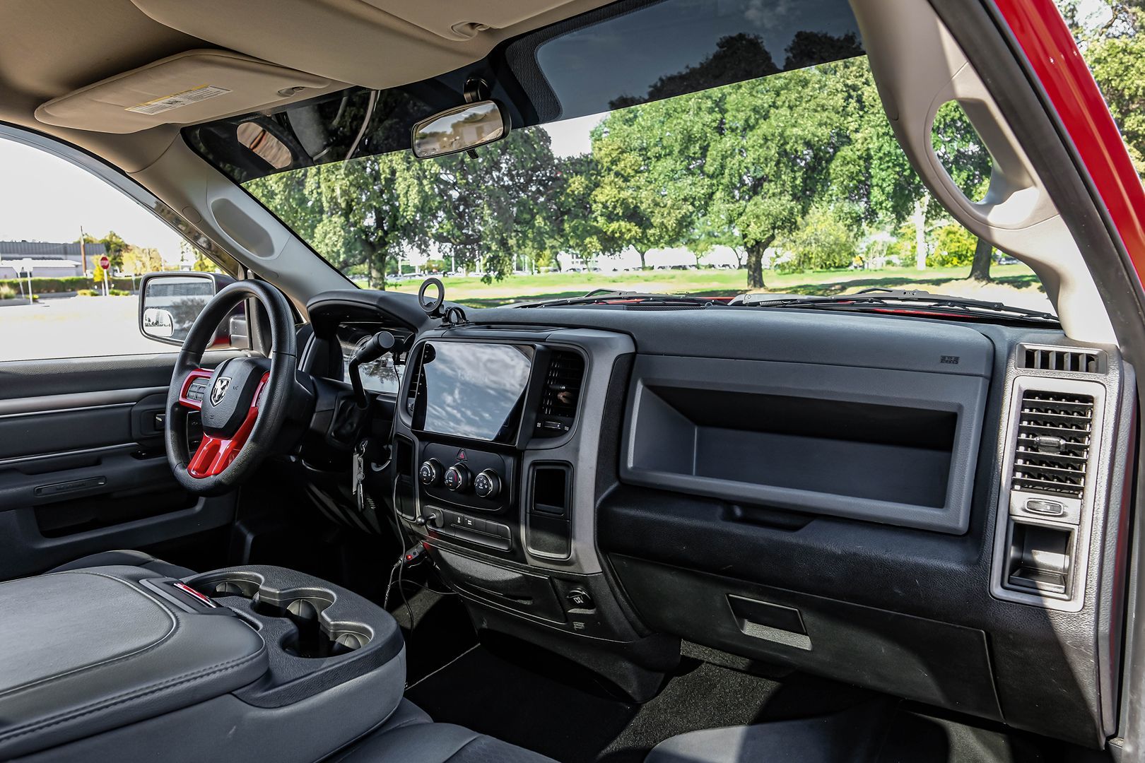 Photo 11 of this Ram 1500