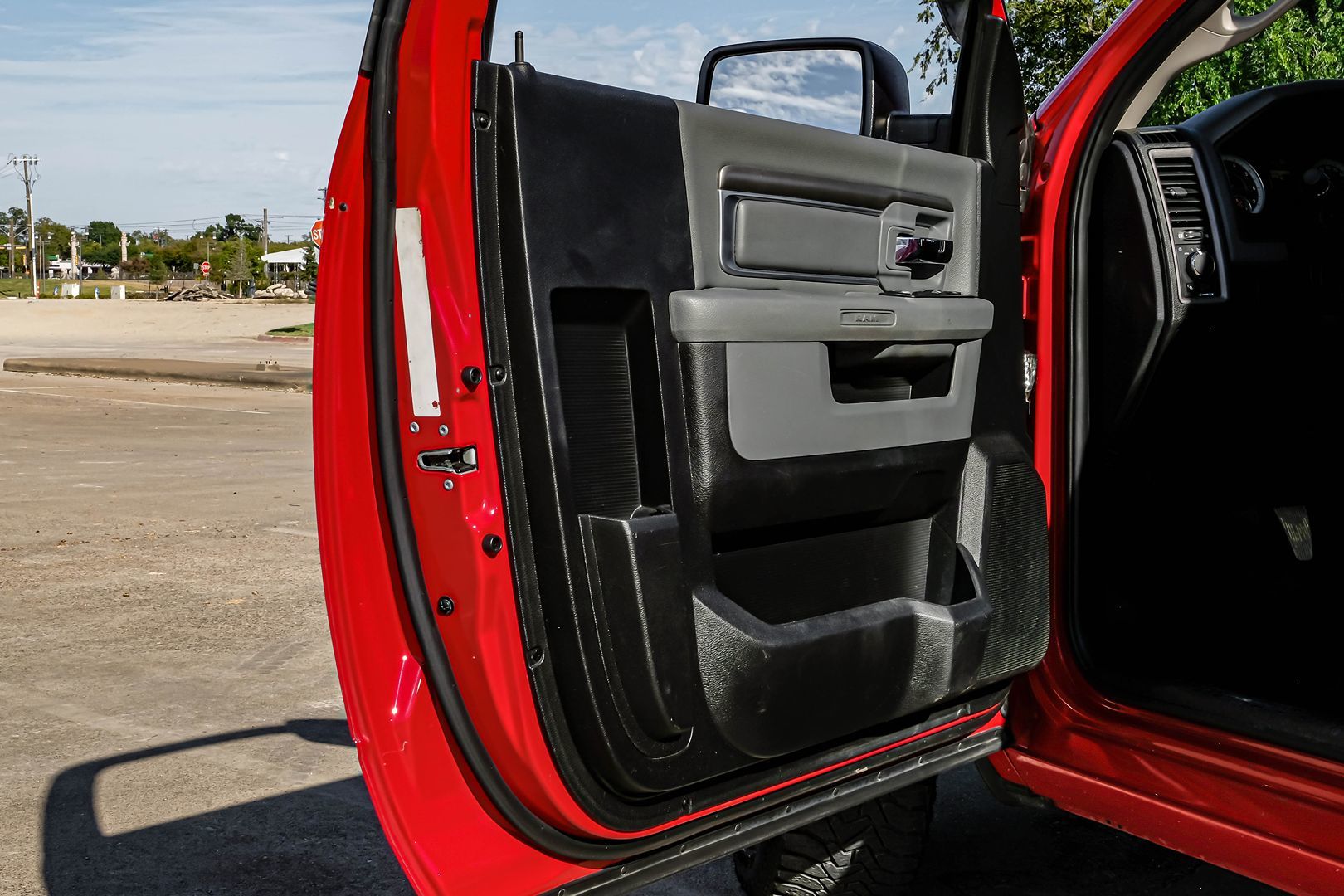 Photo 31 of this Ram 1500