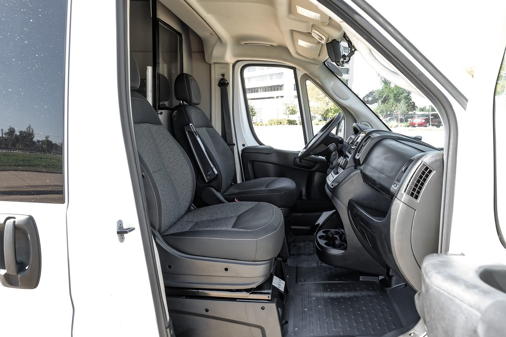 Photo 39 of this Ram ProMaster Cargo Van