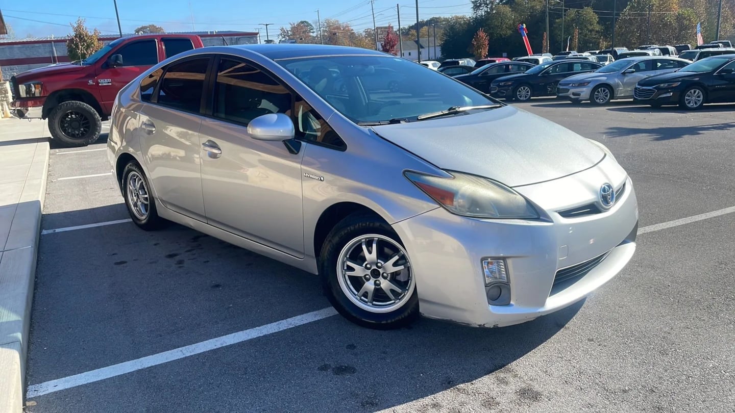 2011 Toyota Prius III - Photo 8