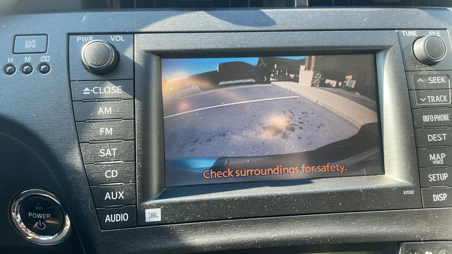 2011 Toyota Prius III - Photo 25
