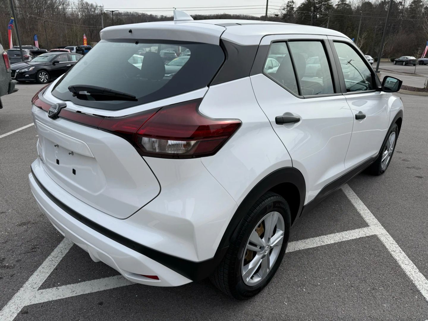 2022 Nissan Kicks S - Photo 5
