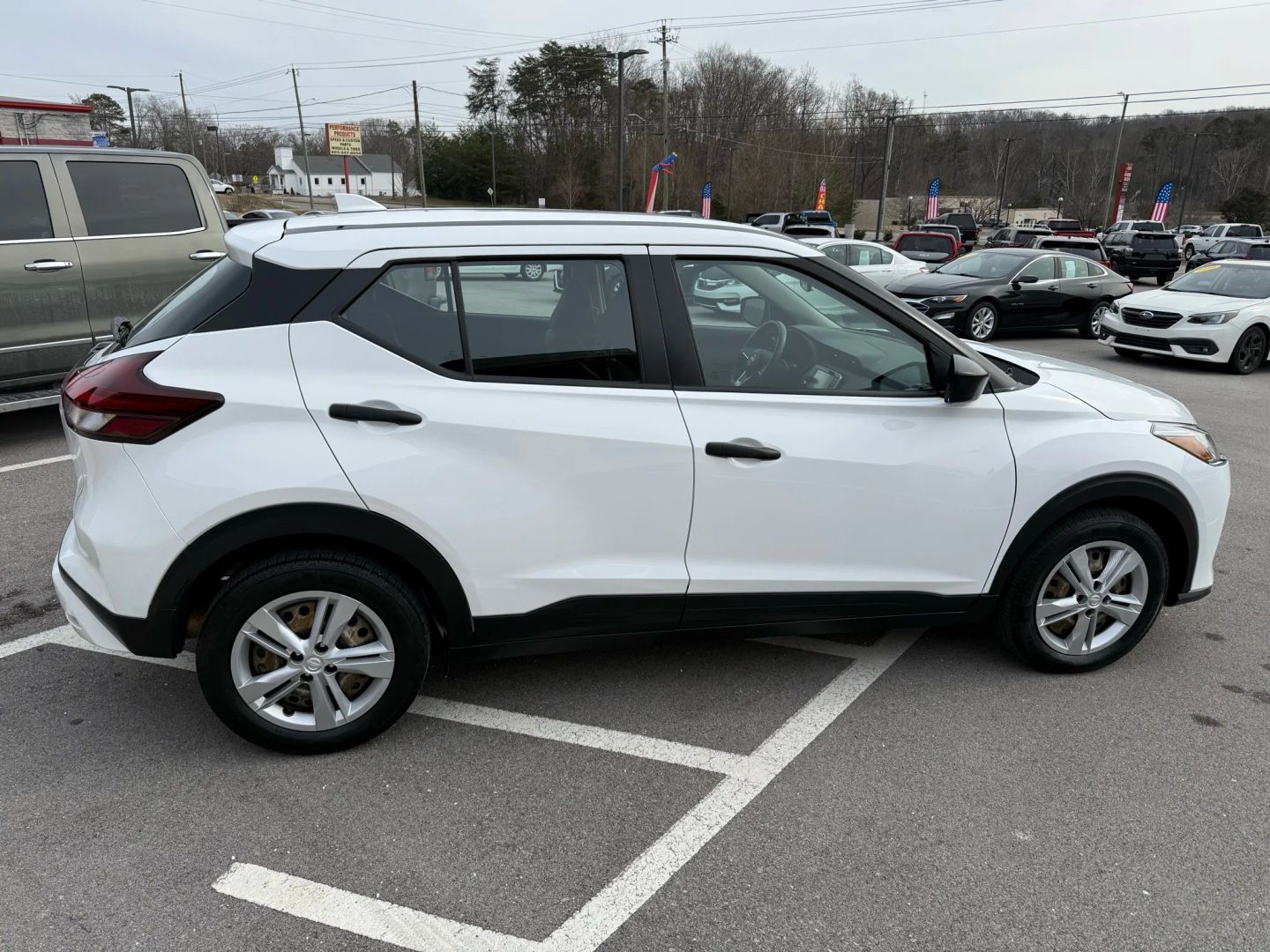 2022 Nissan Kicks S - Photo 6