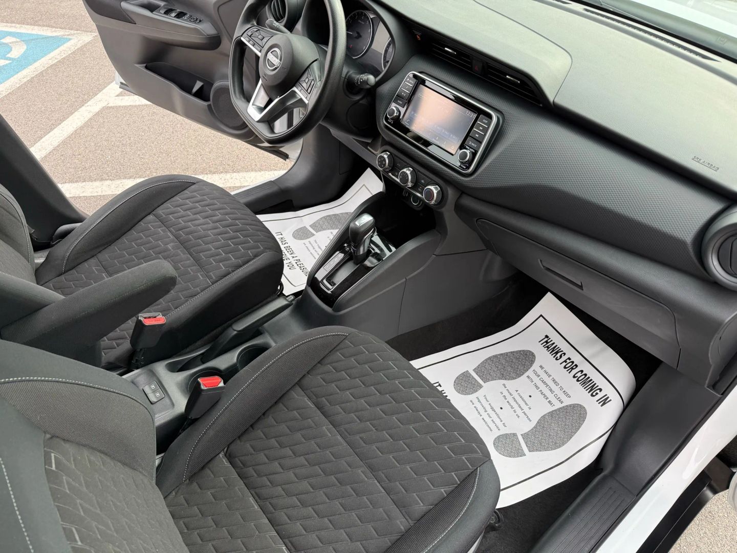 2022 Nissan Kicks S - Photo 26