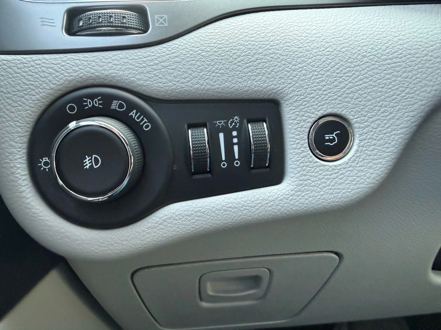 2019 Jeep Cherokee Limited - Photo 12