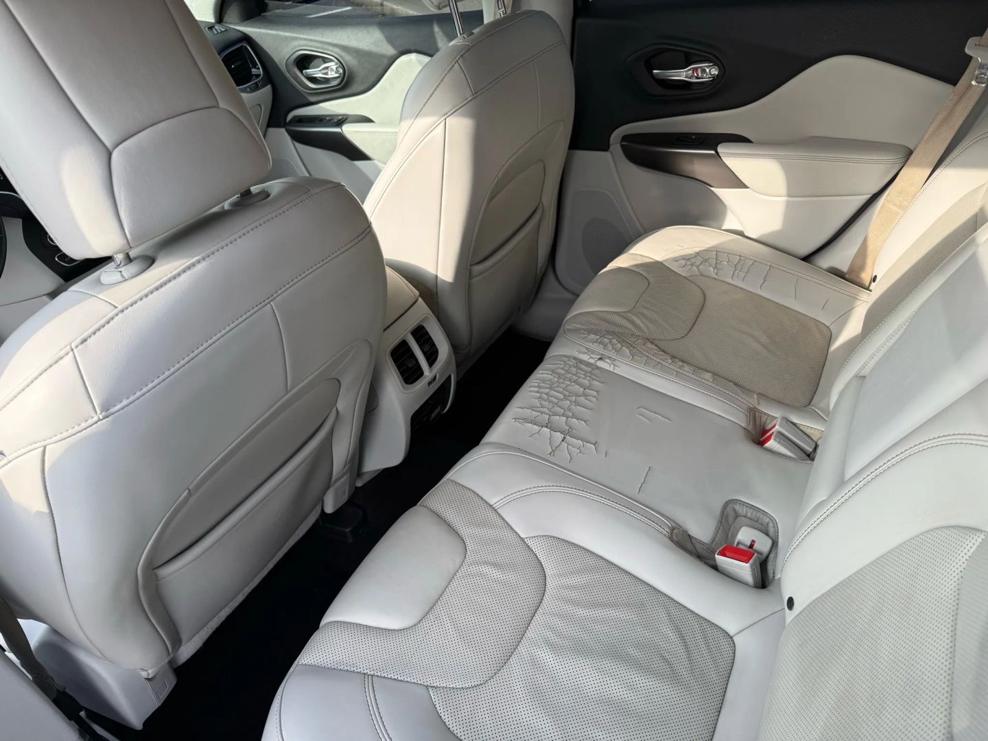 2019 Jeep Cherokee Limited - Photo 28