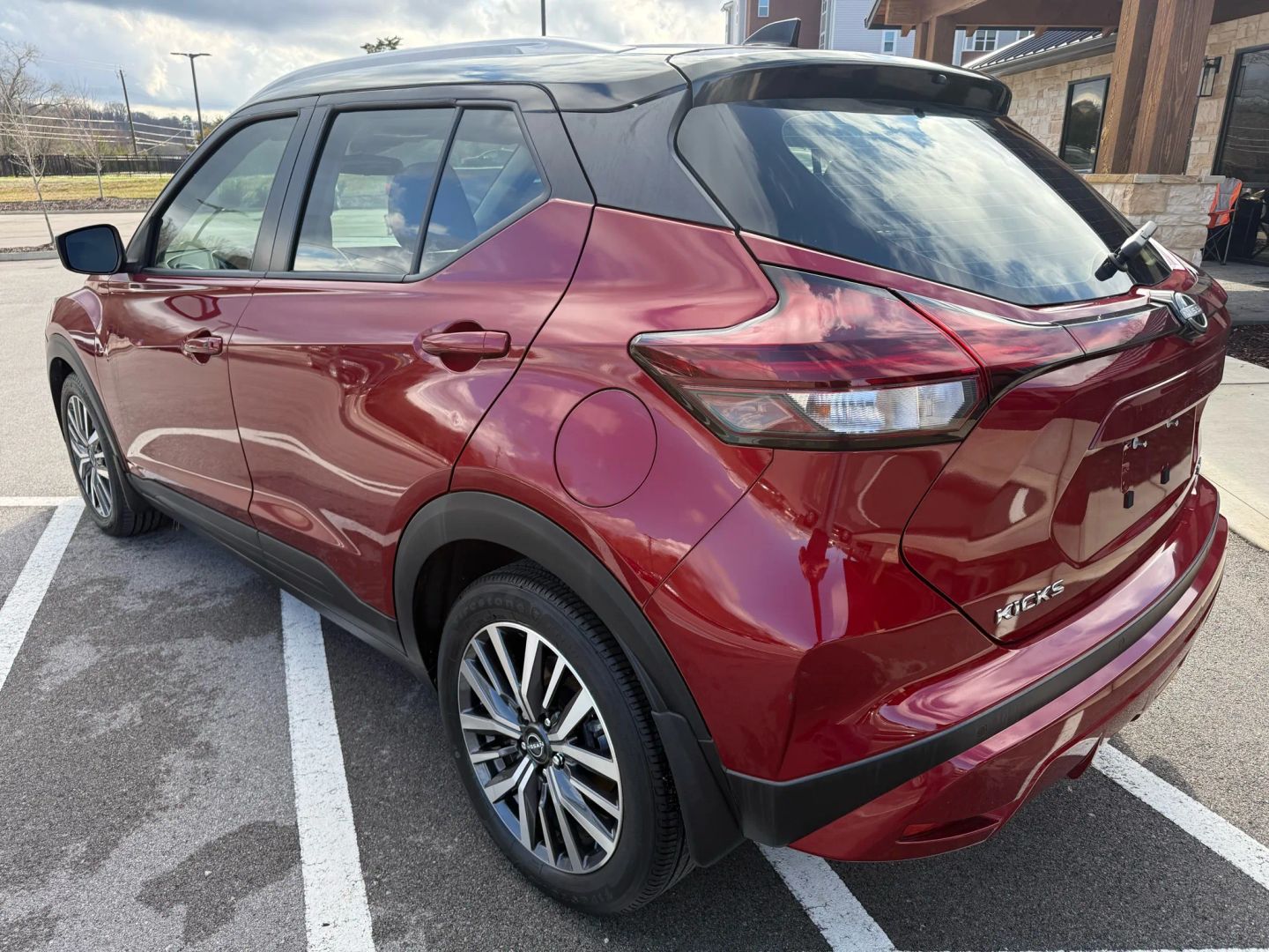 2023 Nissan Kicks SV - Photo 3