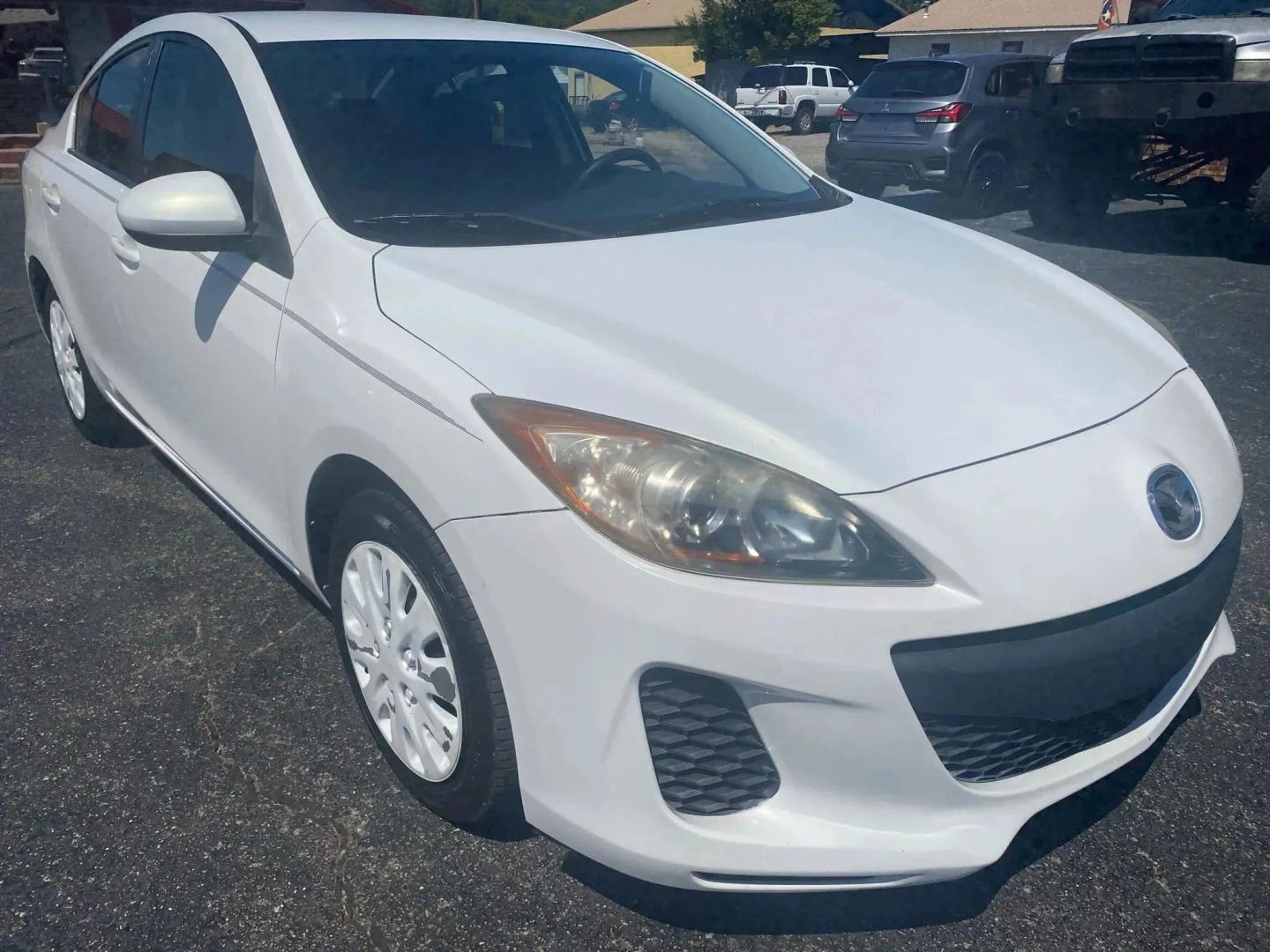 2013 Mazda MAZDA3 i SV - Photo 3