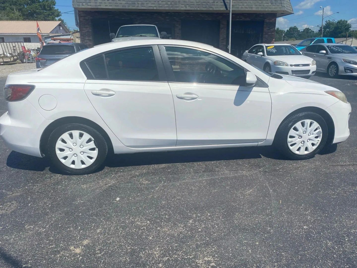 2013 Mazda MAZDA3 i SV - Photo 4