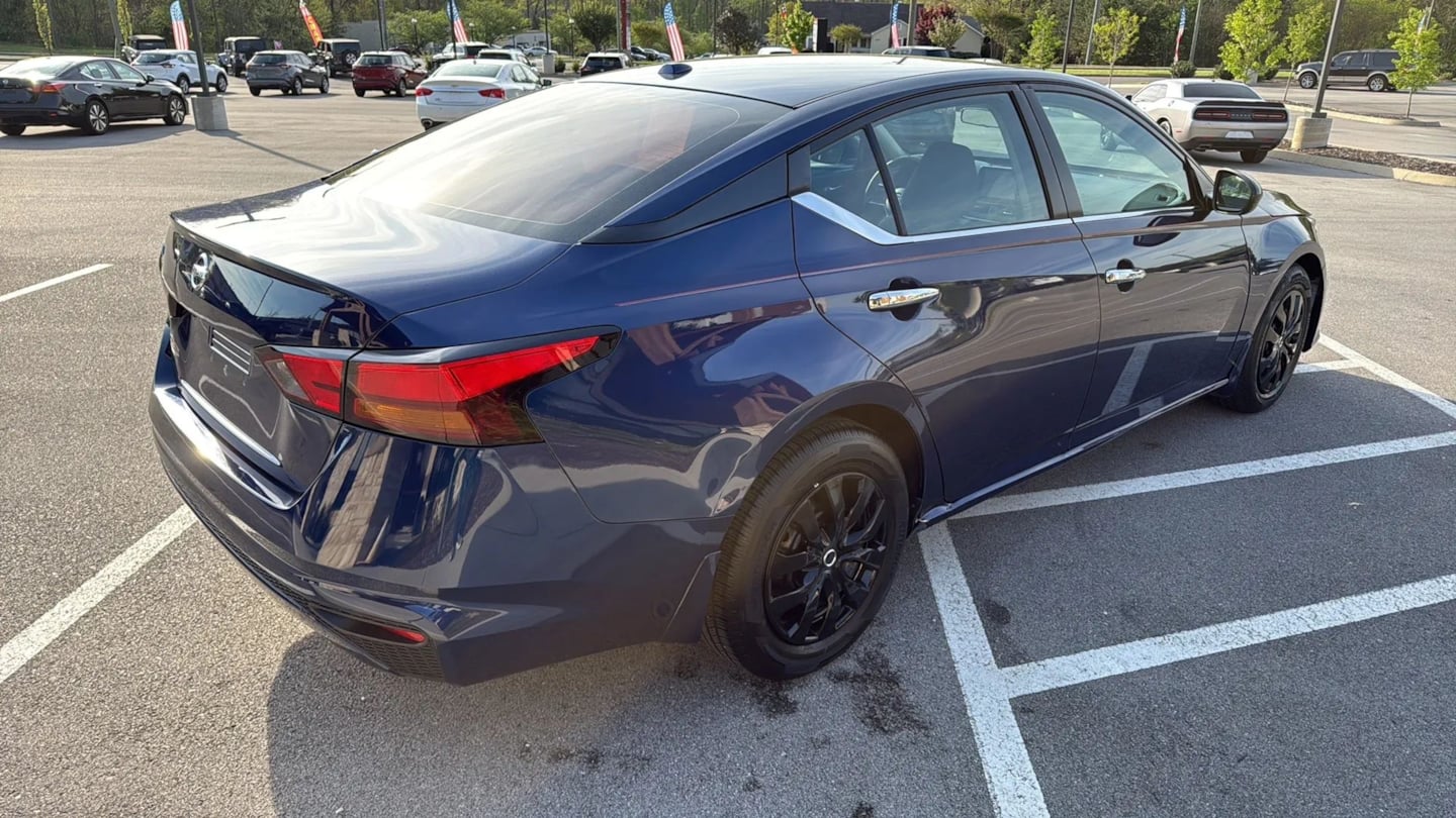 2020 Nissan Altima S - Photo 5