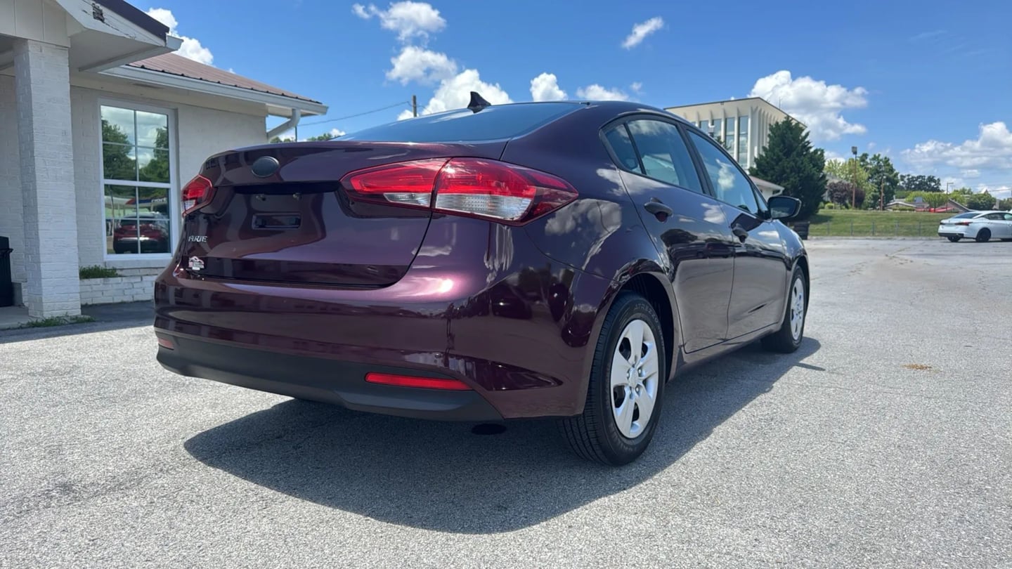 2018 Kia FORTE LX - Photo 6