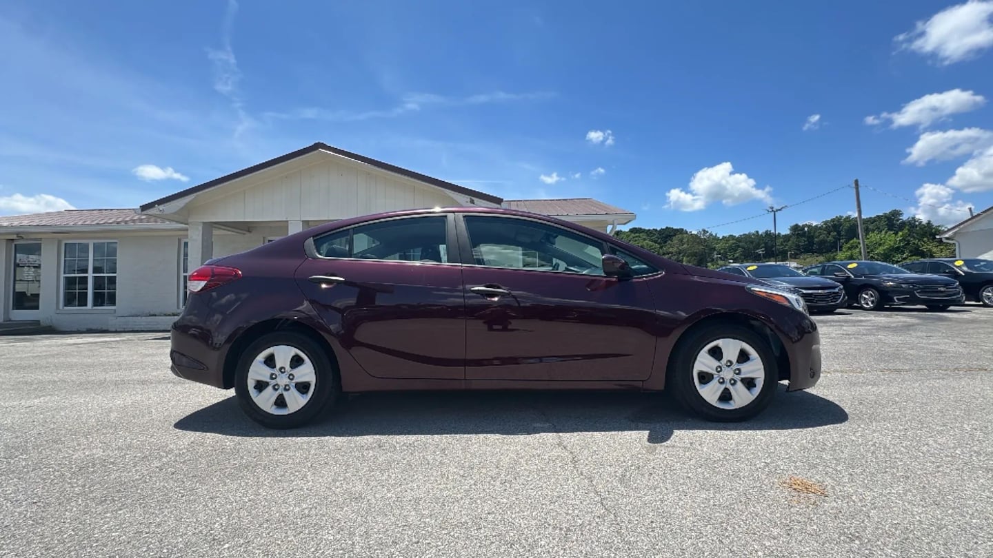 2018 Kia FORTE LX - Photo 7