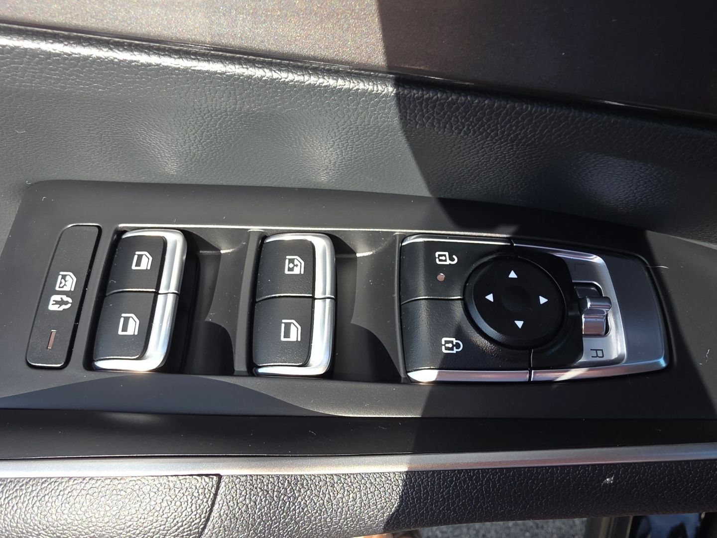 Photo 10 of this Kia Sorento