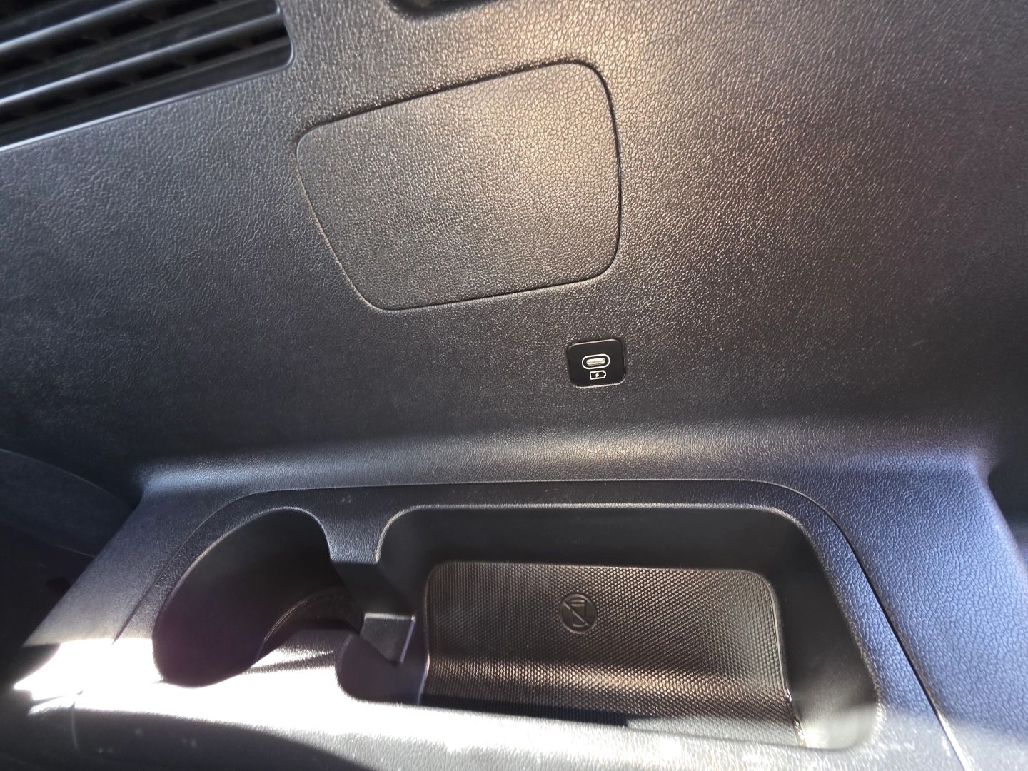 Photo 31 of this Kia Sorento