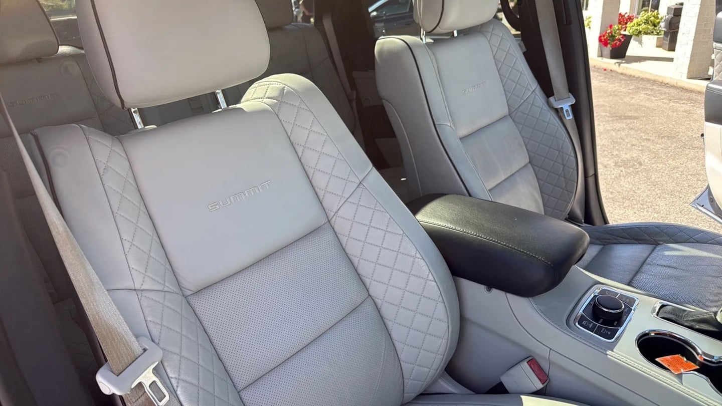 Photo 27 of this Jeep Grand Cherokee
