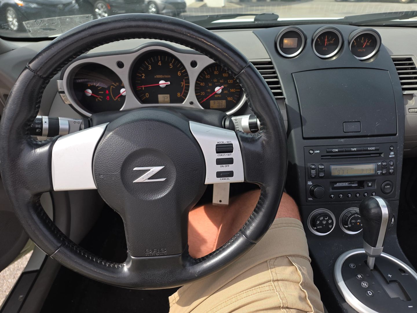 Photo 18 of this Nissan 350Z