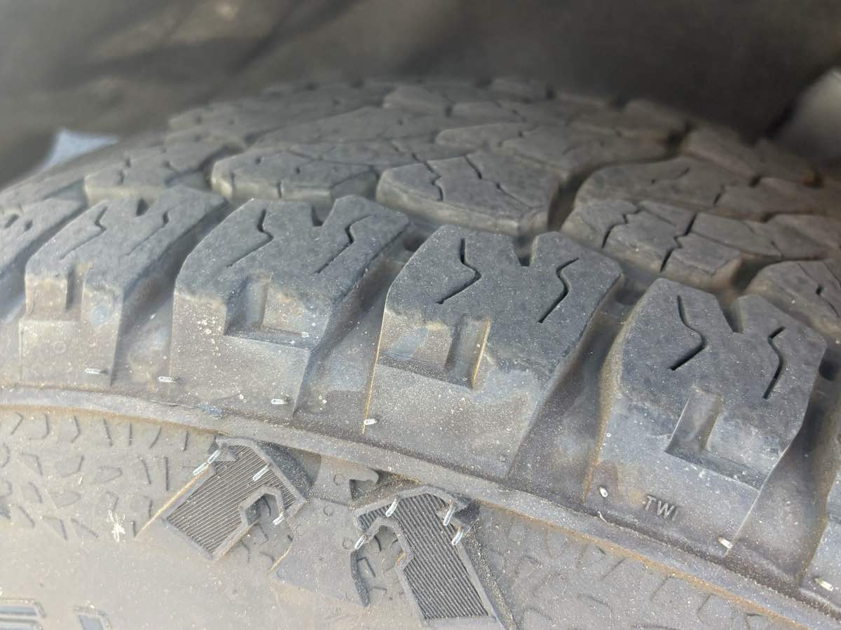 Image 10 of 2018-Jeep-Grand-Cherokee-Laredo-E