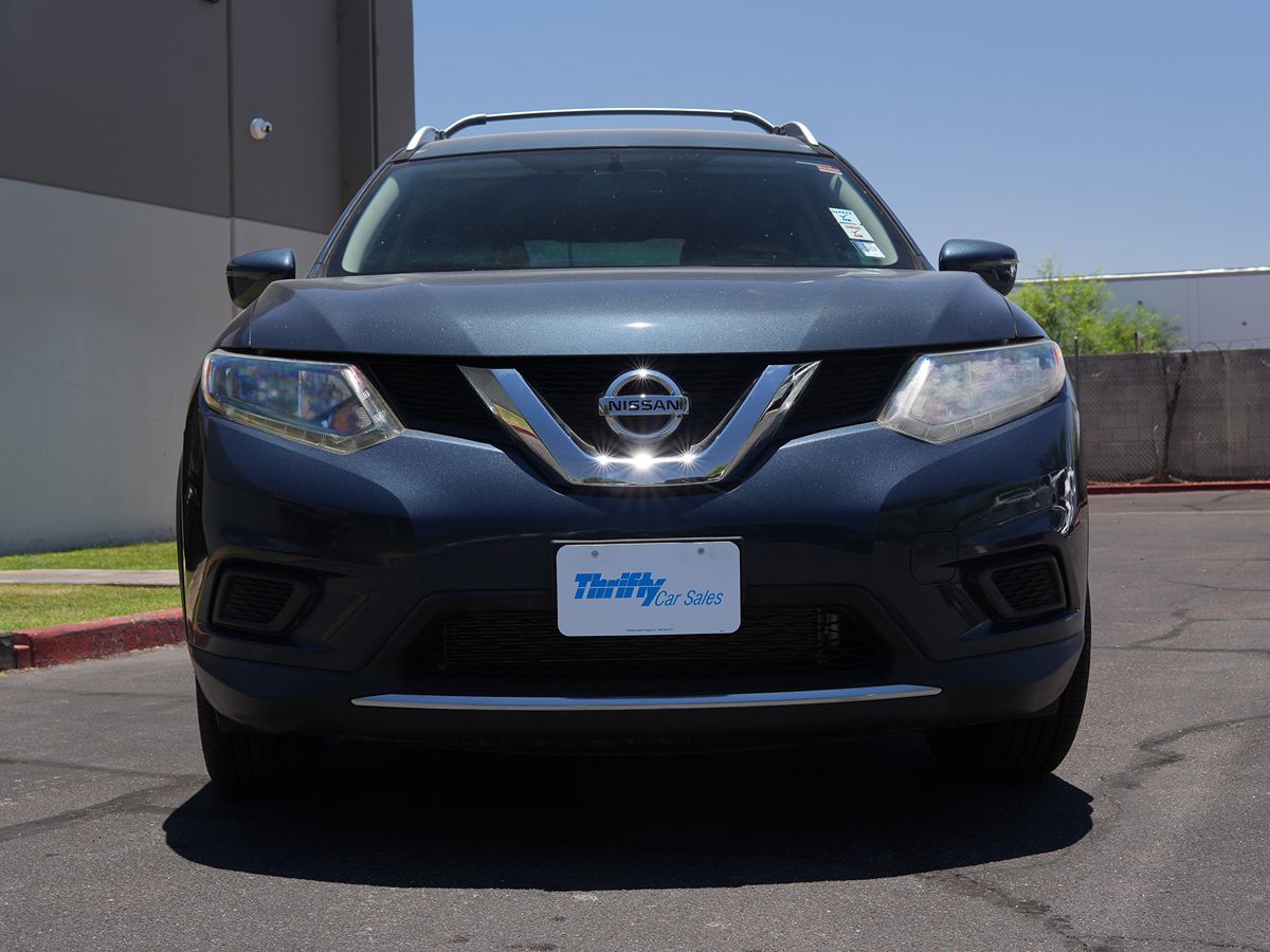 Image 3 of 2016-Nissan-Rogue-SV