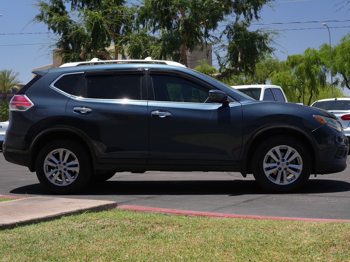 Image 5 of 2016-Nissan-Rogue-SV