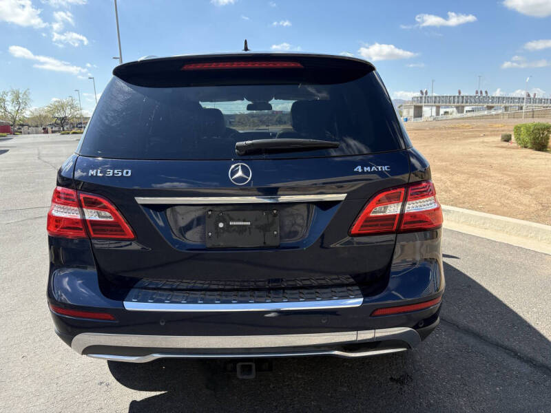 Image 8 of 2015-Mercedes-Benz-ML-350-SUV