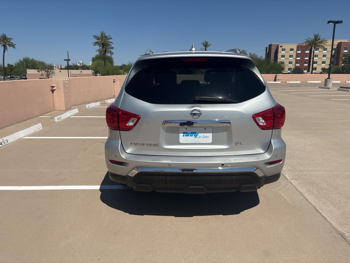 Image 6 of 2019-Nissan-Pathfinder-SL