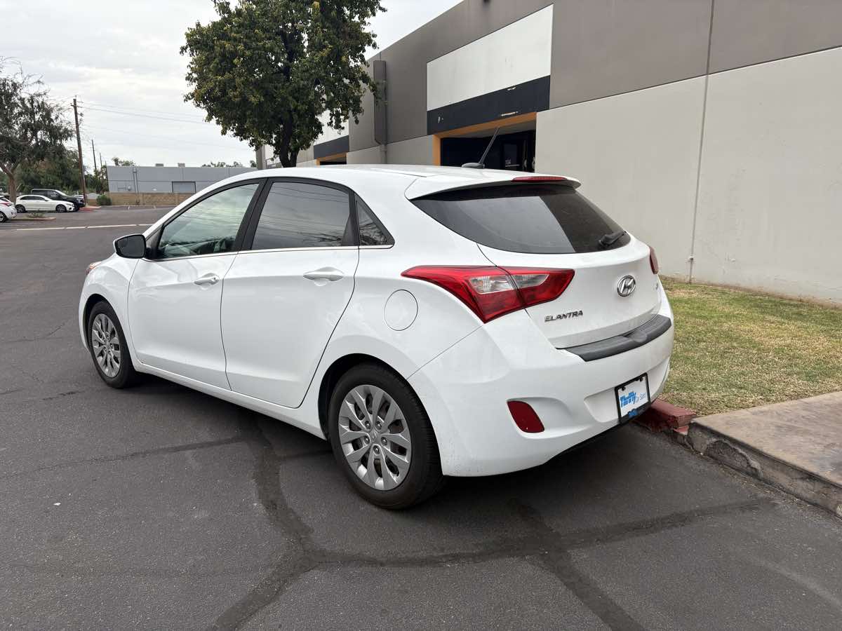 2017 Hyundai Elantra GT GT - Photo 12