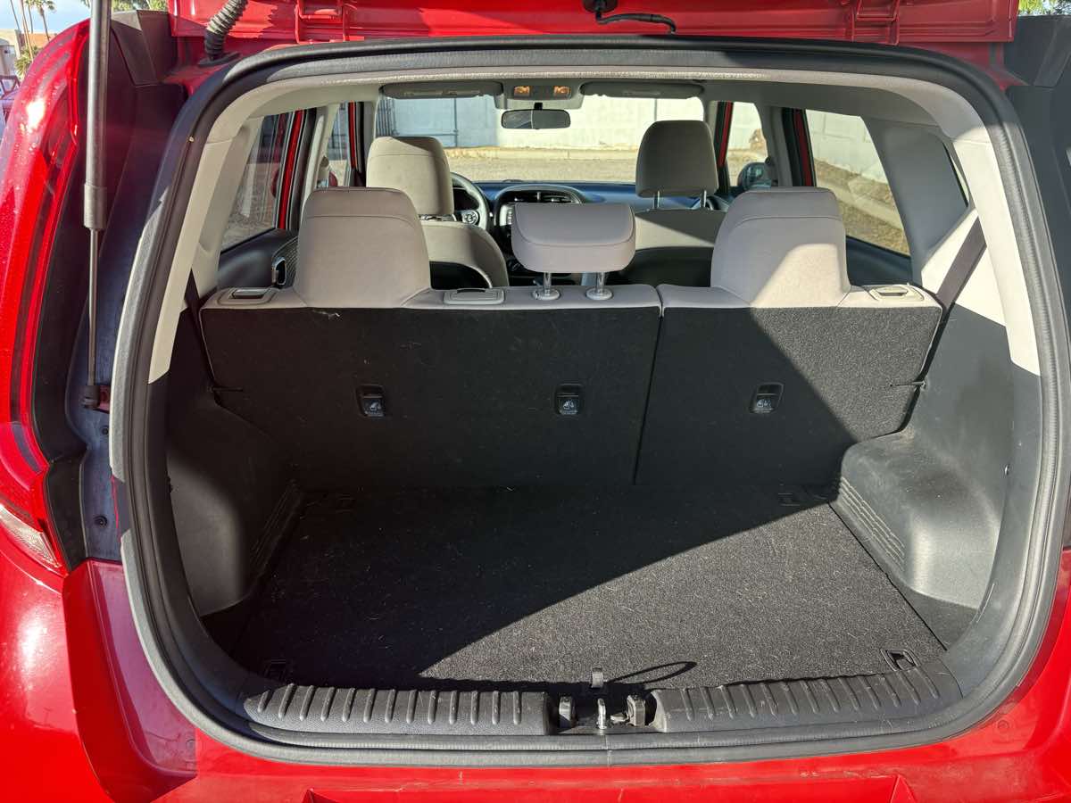 2020 Kia Soul LX - Photo 18